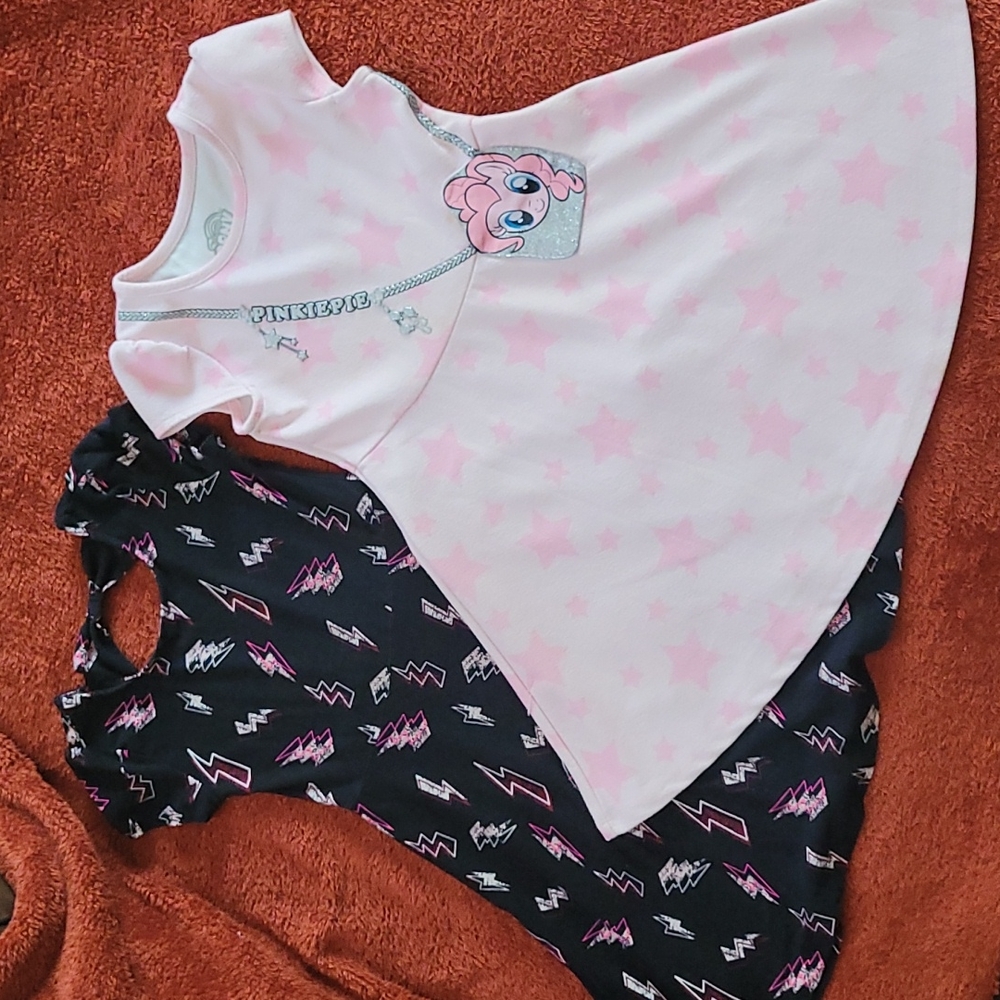 Girls short sleeve dress size 5/6